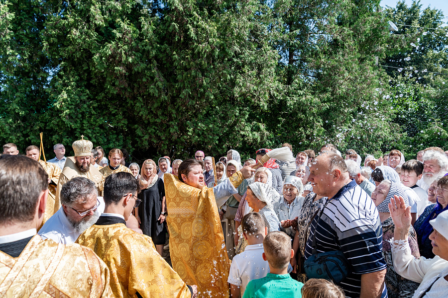 Архиерейское богослужение в Илиинском храме города Серпухова